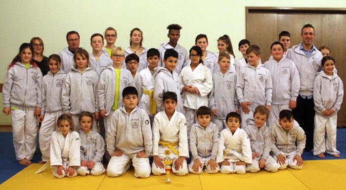 vereinsjacken bad windsheim 14122017 1 20181101 1587221541